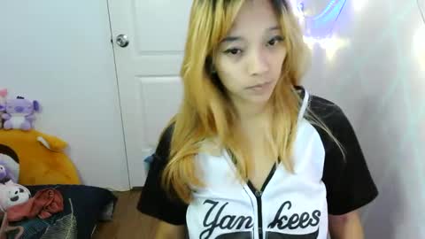 pinay beauty14 online show from January 23, 2:28 pm