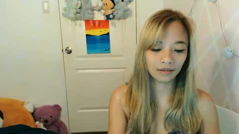 pinay beauty14 online show from February 9, 12:18 am