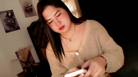 Ivy Morningstar online show from June 19, 1:32 am