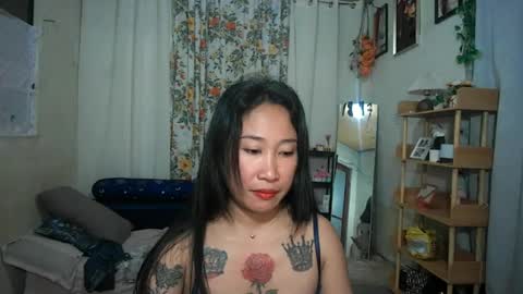 yumie  online show from July 20, 11:56 am