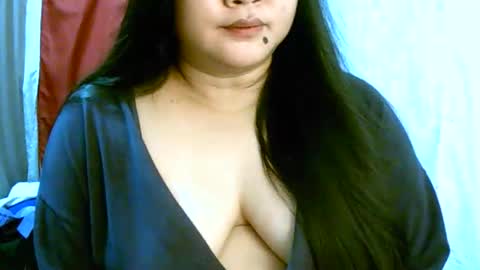 pinayjona online show from October 18, 12:41 pm