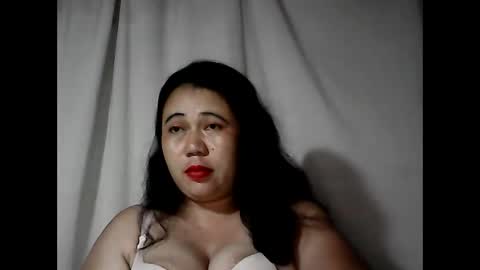 Snapshot of pinaymama12345 chatting on October 2, 10:48 pm pinaymama12345 online show from October 2, 10:48 pm