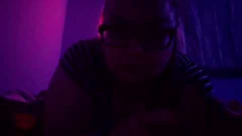 pincheguera online show from September 22, 9:41 am