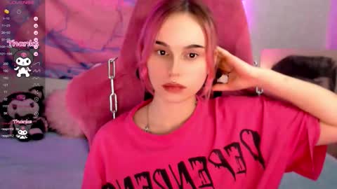 Nancy online show from December 4, 5:03 pm