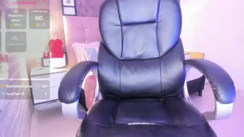 pink__fantasy online show from May 30, 3:59 am