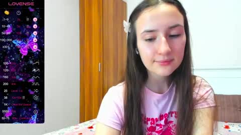 pink_soda33 online show from July 28, 6:00 am