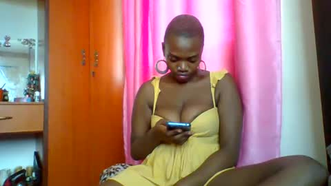 pinkdomina01 online show from July 25, 8:21 am