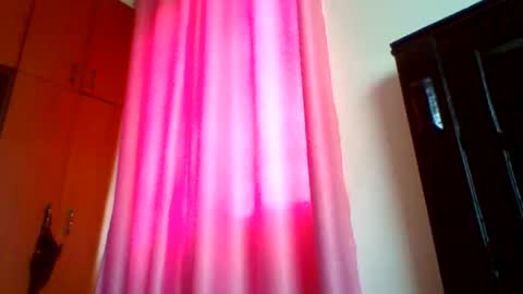 pinkdomina01 online show from July 28, 6:55 am