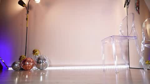 Alice   online show from February 20, 4:52 pm