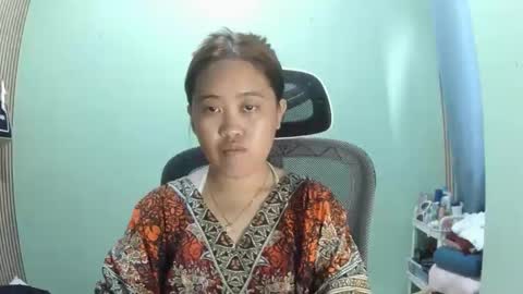 Hi  its me shine  online show from April 13, 4:03 am