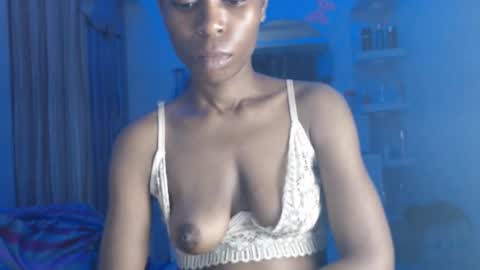 pinkxjuicy online show from September 12, 3:40 am