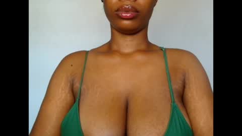 pinkxsugar online show from April 22, 2:36 pm