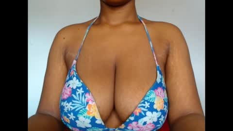 pinkxsugar online show from February 13, 10:39 am