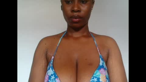 pinkxsugar online show from June 29, 9:27 am