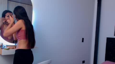 pinky_f00x online show from January 6, 7:39 pm
