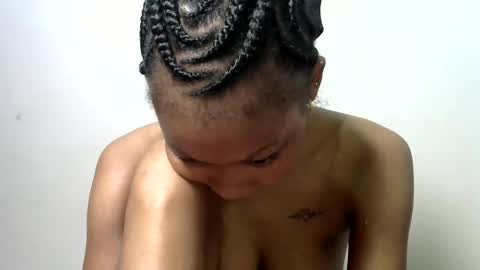 Snapshot of pinky_lov chatting on February 16, 10:54 am pinky_lov online show from February 16, 10:54 am
