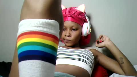 Snapshot of pinky_lov chatting on March 4, 6:26 am pinky_lov online show from March 4, 6:26 am
