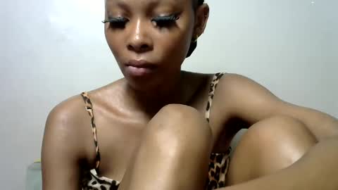Snapshot of pinky_lov chatting on February 11, 11:31 am pinky_lov online show from February 11, 11:31 am