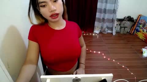 Tina online show from June 19, 5:49 pm