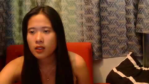 pititepinay_asiangirl online show from May 29, 2:31 am