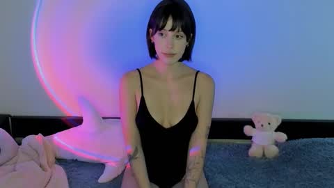 Snapshot of pixie_mallow chatting on October 5, 12:10 pm pixie_mallow online show from October 5, 12:10 pm