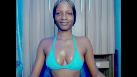 Ella online show from May 19, 6:31 am