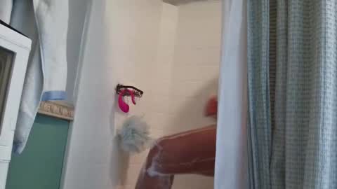 PixieLuxXx online show from April 22, 1:19 pm