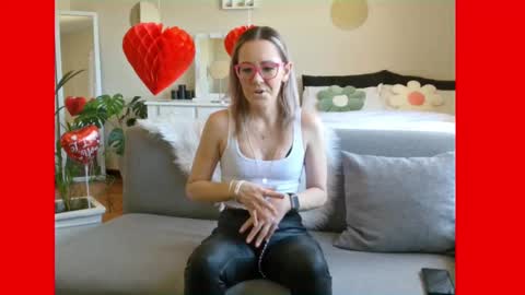 Lynn online show from February 14, 12:14 pm