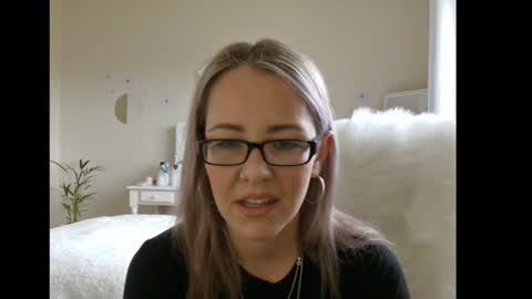 Lynn online show from December 3, 12:38 pm