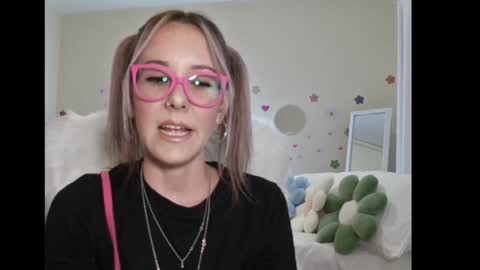 Lynn online show from January 21, 12:07 pm