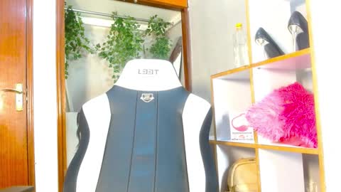 playboytit online show from December 22, 7:00 am