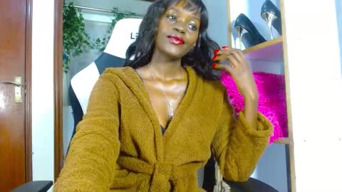 playboytit online show from December 21, 7:03 am