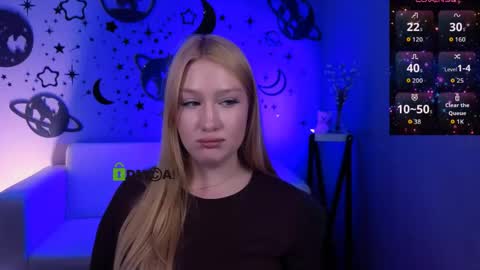 Sophie online show from April 15, 1:39 am