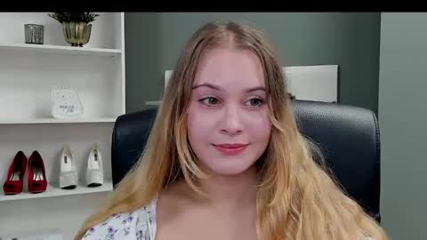 Valeria online show from September 17, 8:51 pm