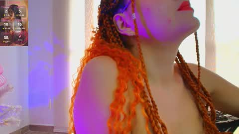 JUAN AND JULI online show from December 5, 2:18 pm