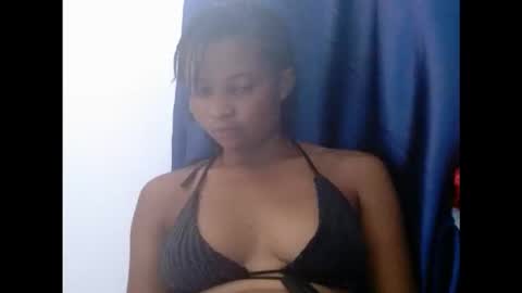 Snapshot of plumnjuicyx chatting on October 17, 11:24 am plumnjuicyx online show from October 17, 11:24 am