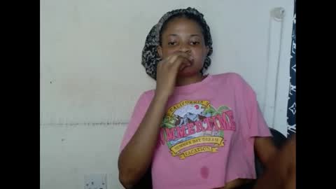 Snapshot of plumnjuicyx chatting on February 22, 4:48 pm plumnjuicyx online show from February 22, 4:48 pm