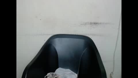 Snapshot of plumnjuicyx chatting on February 24, 5:19 am plumnjuicyx online show from February 24, 5:19 am