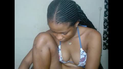 Snapshot of plumnjuicyx chatting on February 28, 6:21 am plumnjuicyx online show from February 28, 6:21 am