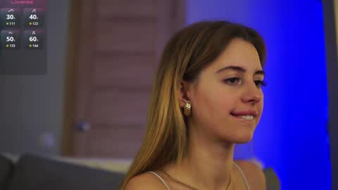 Snapshot of plump_bums chatting on October 15, 3:53 am Ari online show from October 15, 3:53 am