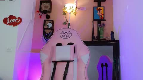 poison_liv online show from January 7, 1:25 pm