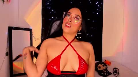 Snapshot of poison_willow chatting on January 18, 6:10 pm Willow Hours 12pm to 630pm Colombian time FRIDAY AND SUNDAY FREE DAYS online show from January 18, 6:10 pm