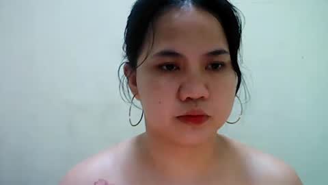 poisonousivy30 online show from May 9, 11:51 pm