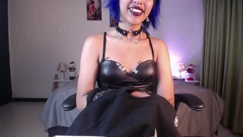 Poli  online show from December 27, 11:17 am