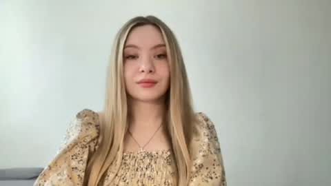 polishangel222 online show from June 17, 9:54 am