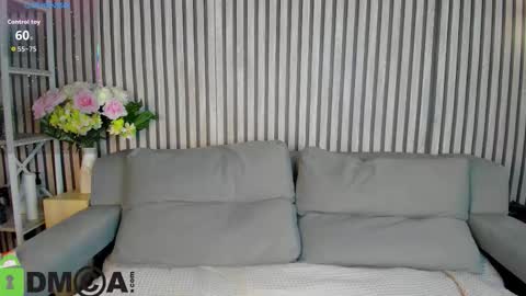 Polly online show from October 15, 1:19 am