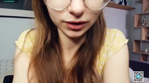 Polly online show from October 17, 7:33 am