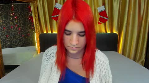 Snapshot of polly_love_ chatting on December 18, 1:23 pm Polly online show from December 18, 1:23 pm