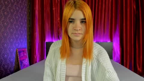 Snapshot of polly_love_ chatting on December 16, 7:15 am Polly online show from December 16, 7:15 am