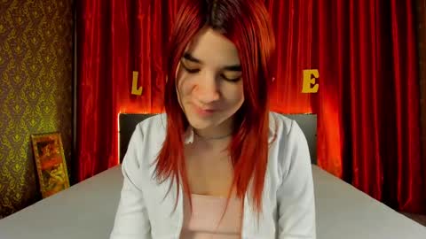 Snapshot of polly_love_ chatting on February 17, 7:14 am Polly online show from February 17, 7:14 am